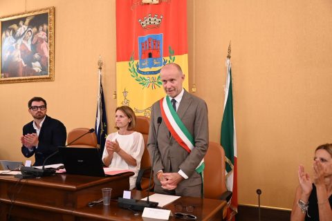 Osimo Francesco Pirani Annuncia Le Dimissioni Da Sindaco Passo