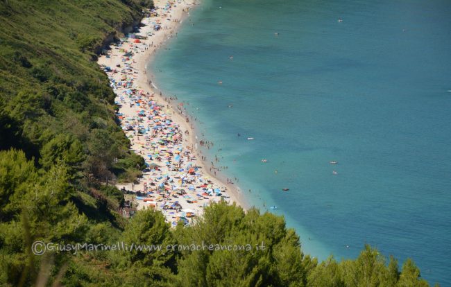 La Spiaggia Di Portonovo Riviera Del Conero