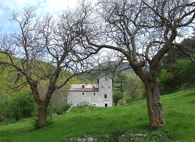 L'Abbazia di San Biagio in Caprile, chiusa.